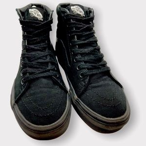 Unisex Vans canvas all black mid tops